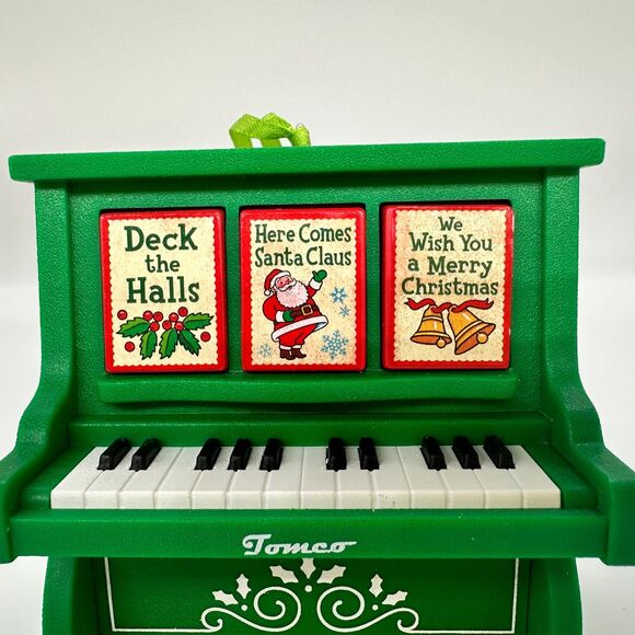 Hallmark Keepsake Caroling Piano Ornament 2016 Magic Light Sound - Picture 4 of 11